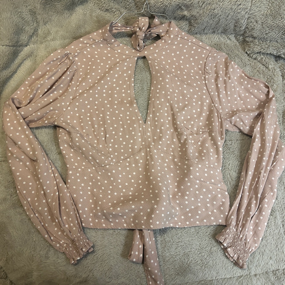 Abercrombie tie waist polka dot shirt. Very 70s.